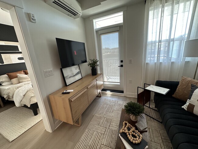 Photo du bâtiment - 20144-20186 86 Ave