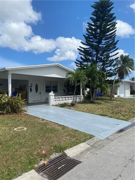 Foto del edificio - 1620 NW 68th Terrace