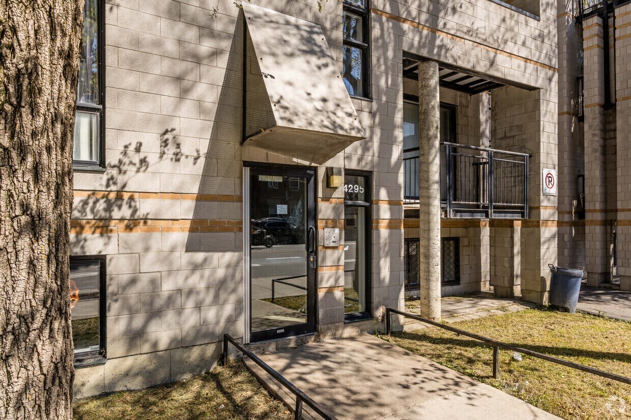 Photo du bâtiment - 4285-4295 Papineau