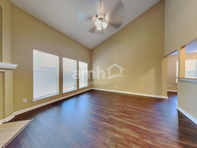 Building Photo - 22927 Lily Creek Dr