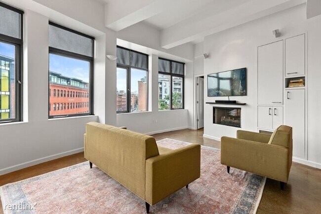 Foto del edificio - 1200 Washington St