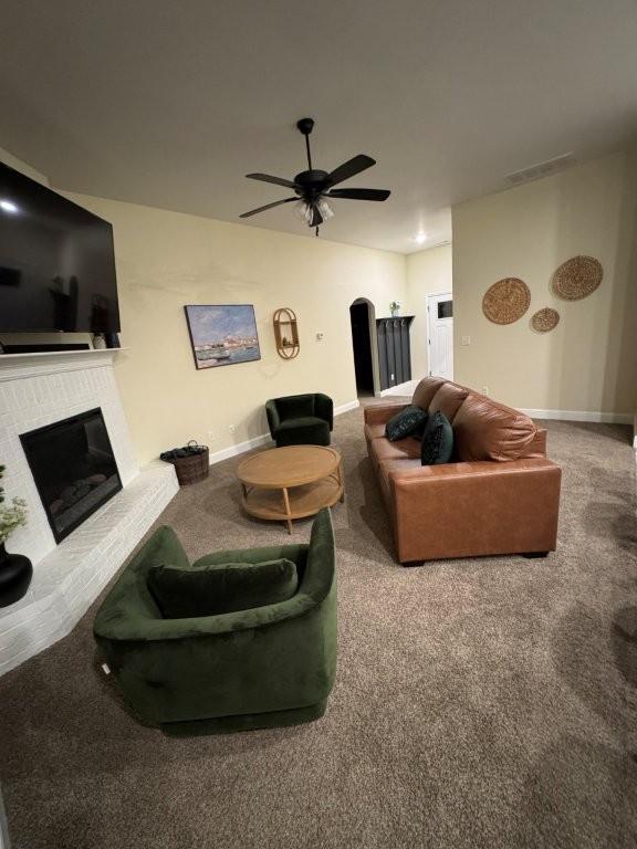 Foto del edificio - 2415 England Ln