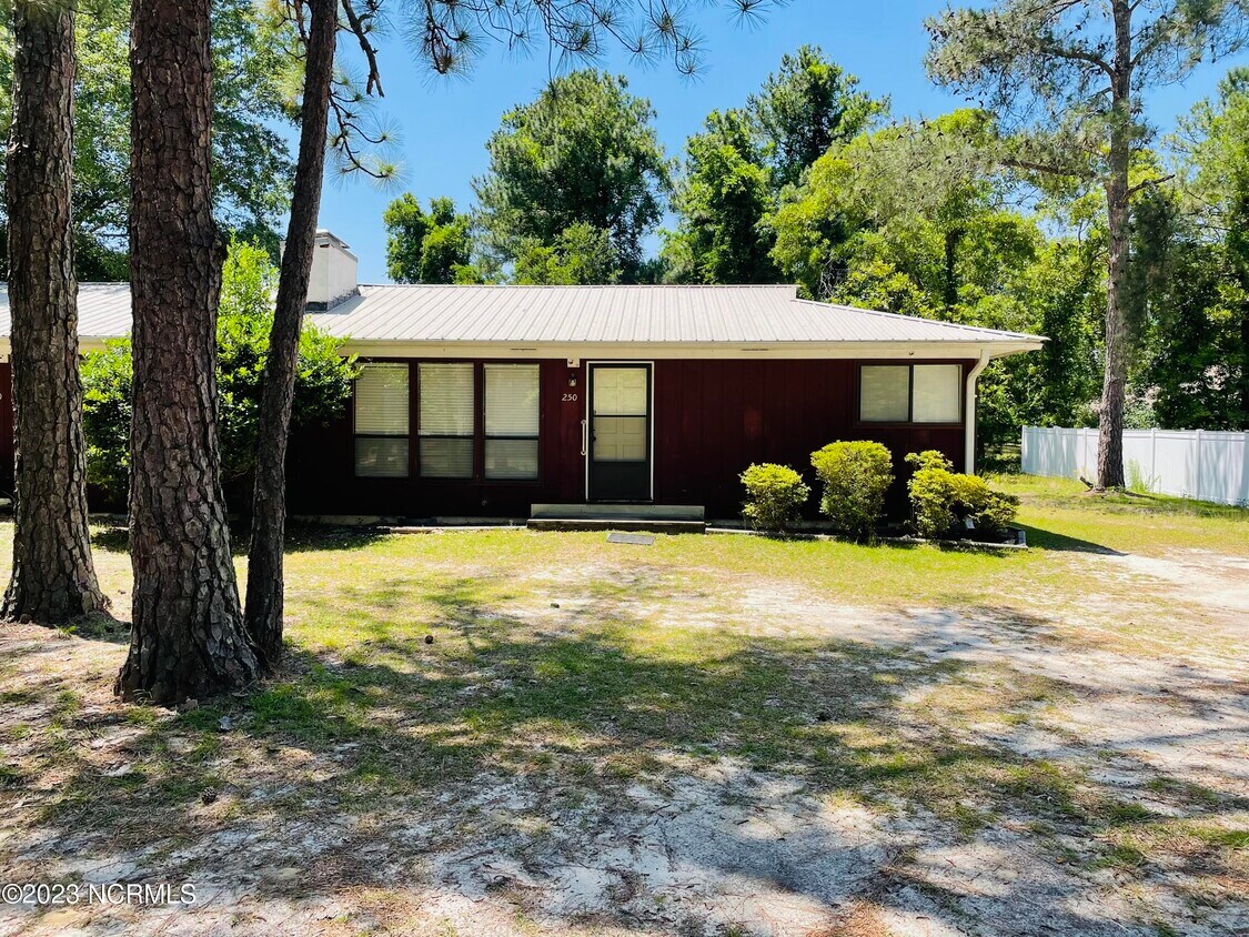 250 N Cherry St, Pinebluff, NC 28373 Townhome Rentals in Pinebluff NC