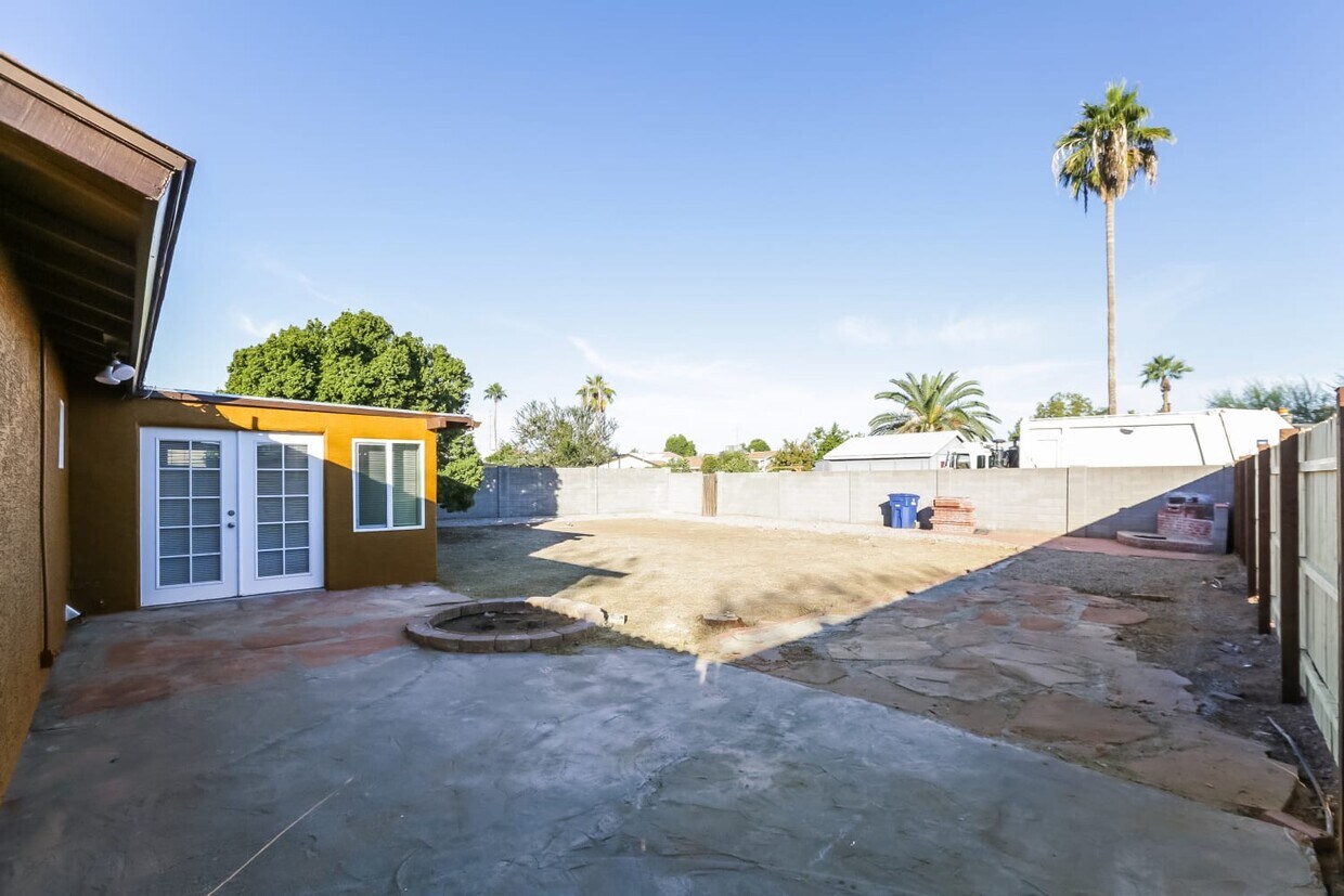 Foto principal - 916 W Orion Street