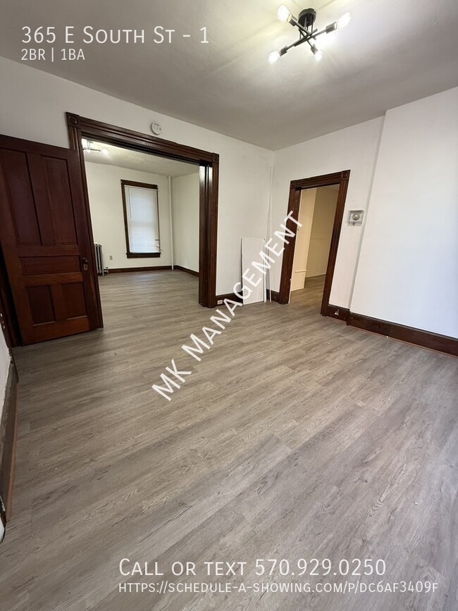 Foto del edificio - 2 bed/1 bath