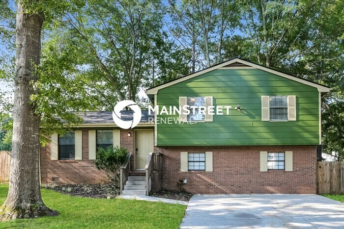Primary Photo - 3 Bedroom Pet-Friendly Home in RIVERDALE, ...