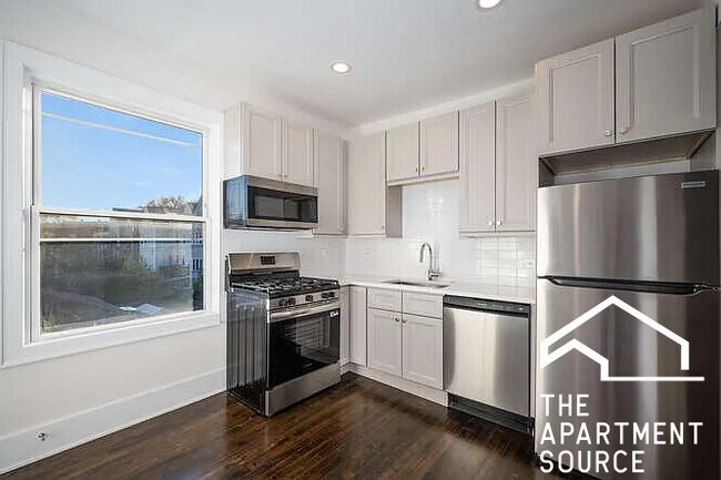 Foto del edificio - 3751 W School St