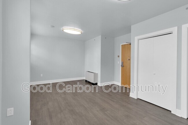 Foto del edificio - 2136 Main St