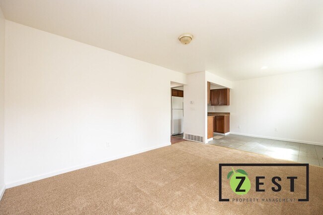 Foto del edificio - 16217 Greenfield Rd