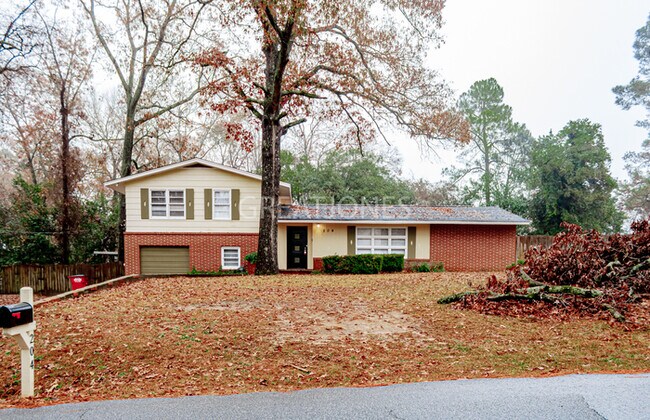 Building Photo - NOW OFFERING $250 OFF FIRST FULL MONTH IF ...