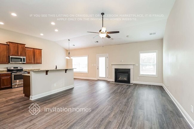 Building Photo - 1628 Ridgehaven Rd