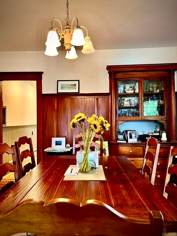 Foto del edificio - 67 Commonwealth Rd