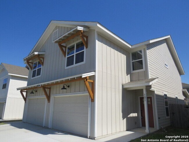 Foto del edificio - 10314 Candlewood Wy