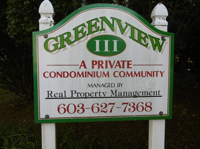Foto del edificio - 122 Golfview Dr