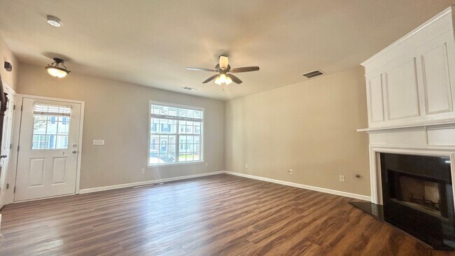 Foto del edificio - 933 Prestwyck Ct