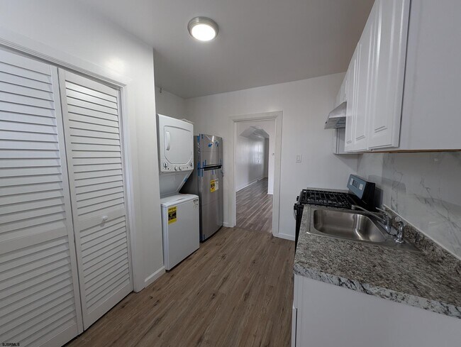 Building Photo - 1115 N Ohio Ave