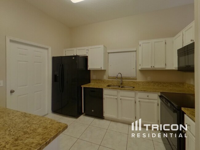 Building Photo - 831 Monroe Harbor Pl