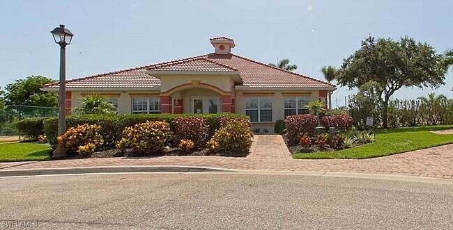Foto del edificio - 25064 Peacock Ln