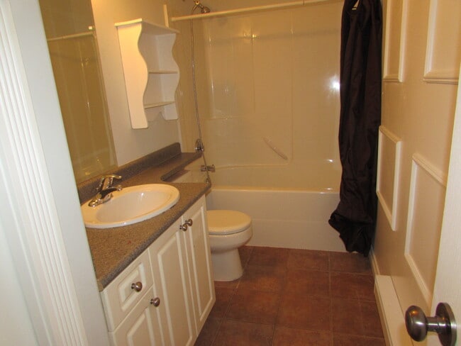 Building Photo - 5170 Dunn Pl