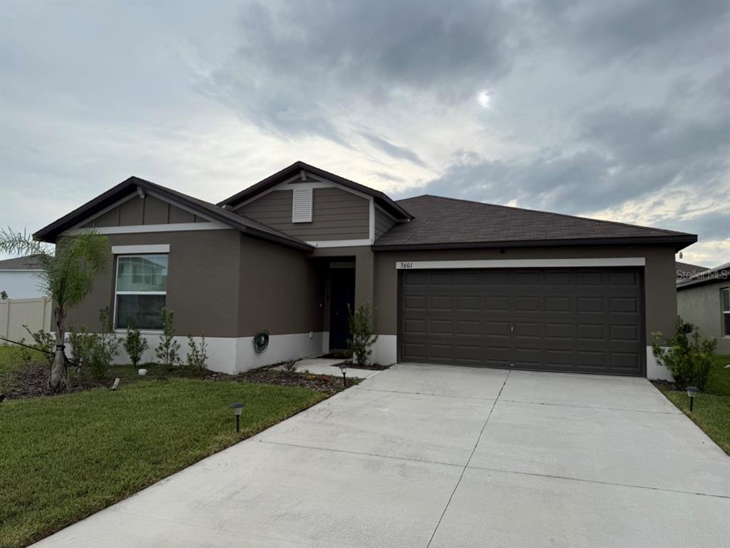 Foto principal - 3601 Natural Trce St
