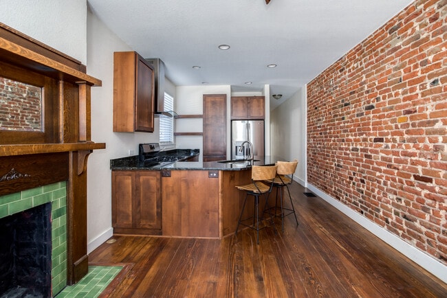 Building Photo - 3326 Quivas St