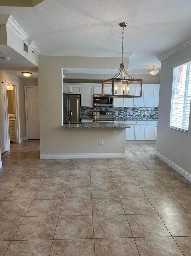 Building Photo - 11016 Legacy Dr