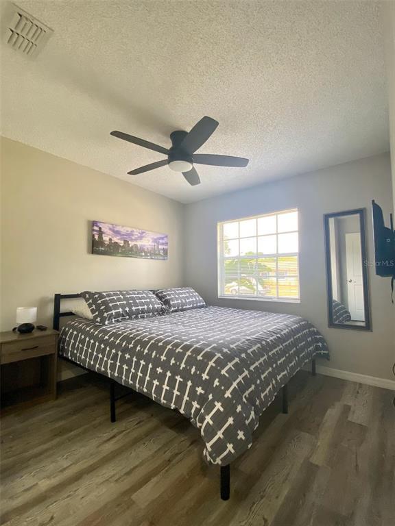 Foto del edificio - 8024 Candlewoode Dr