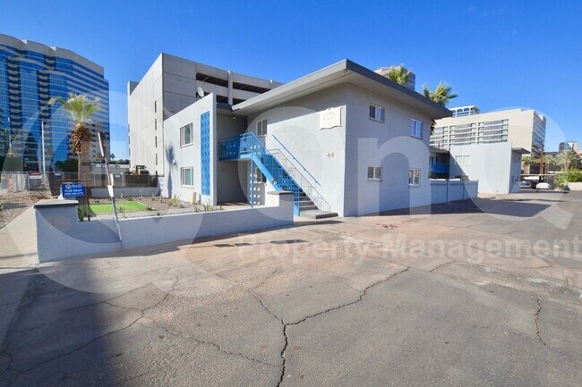 Foto del edificio - 44 E Roanoke Ave