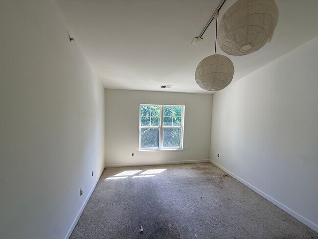 Foto del edificio - 10680 Hill Point Ct