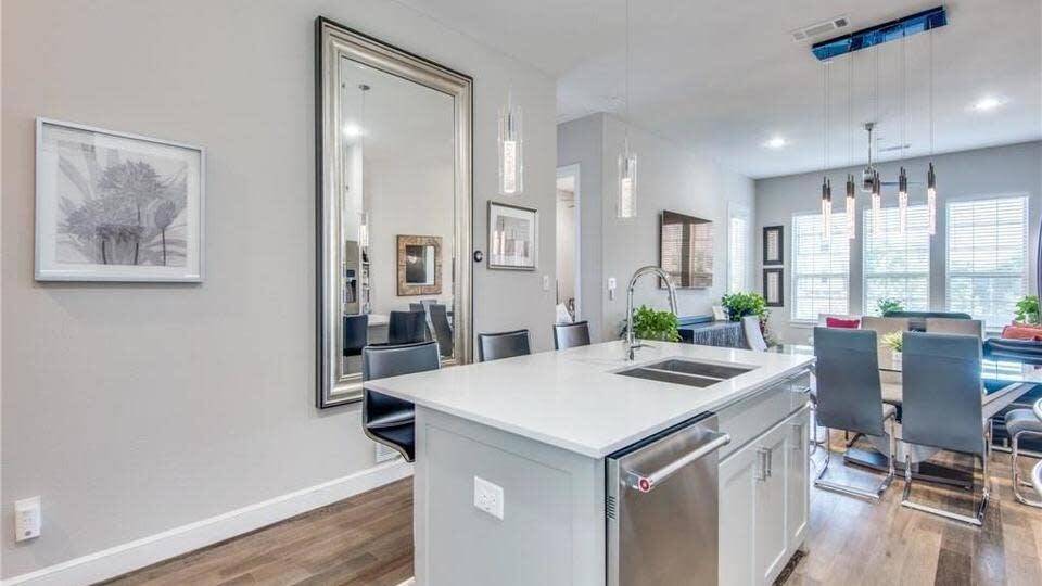 5015 Meridian Ln Unit 3101, Addison, TX 75001 Condo for Rent in Addison, TX