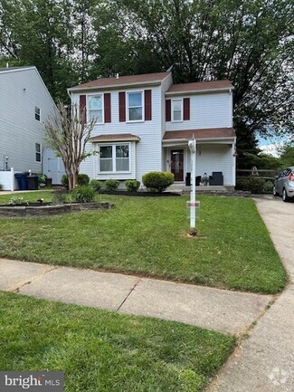 Building Photo - 6428 Tamarack Cir