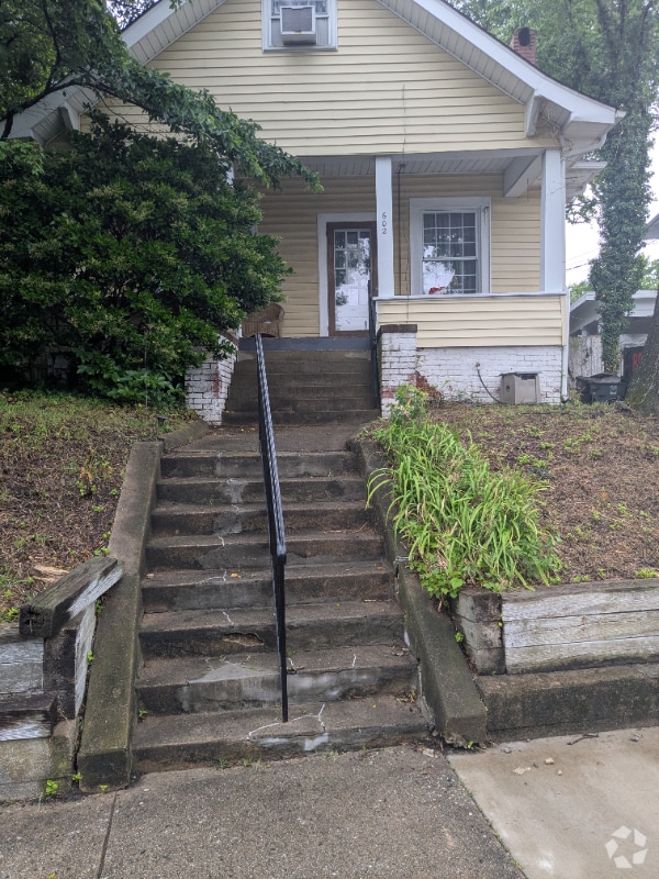 Building Photo - 602 Magnolia St