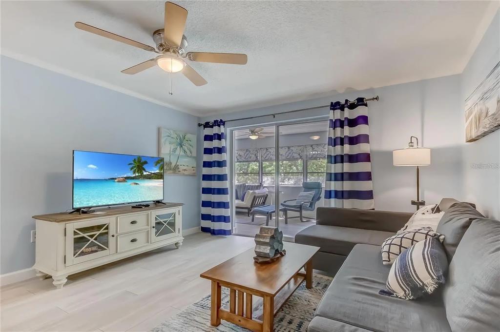 Foto principal - 5242 Opal Ln
