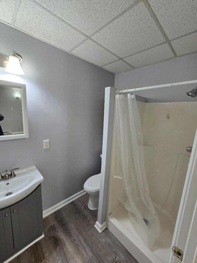 Foto del edificio - 518 Moen Ave