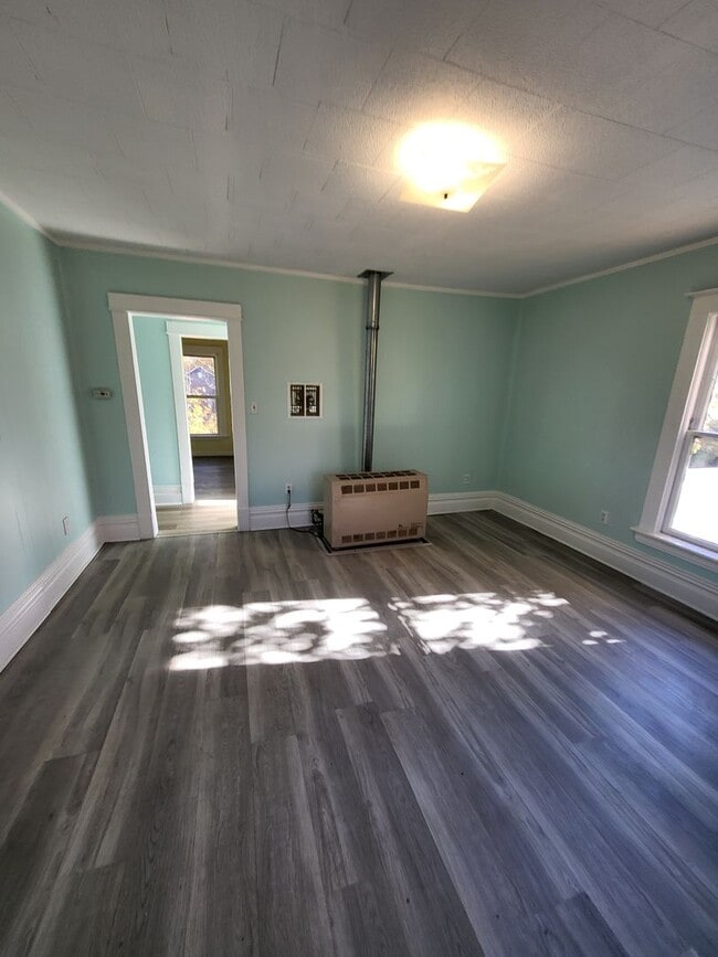 Building Photo - 233 Delaware Ave