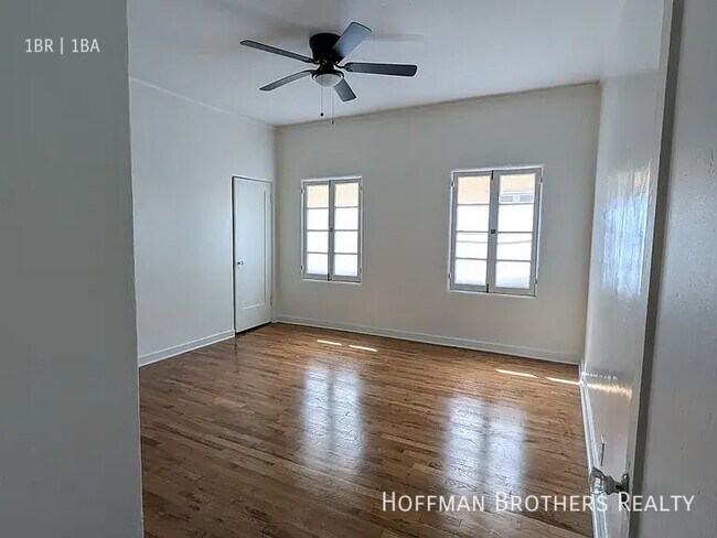 Foto del edificio - 1177 N Ardmore Ave