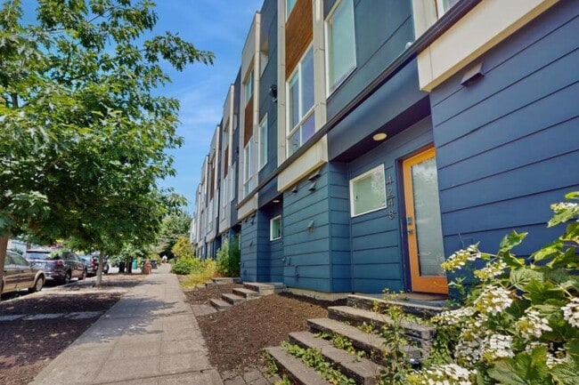 Building Photo - 2 bedroom in Seattle WA 98103