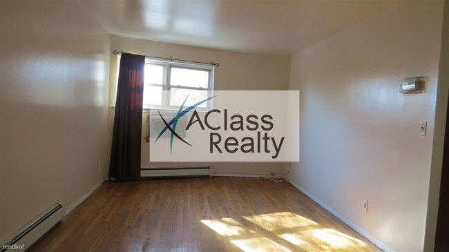 Foto del edificio - 2407 36th St