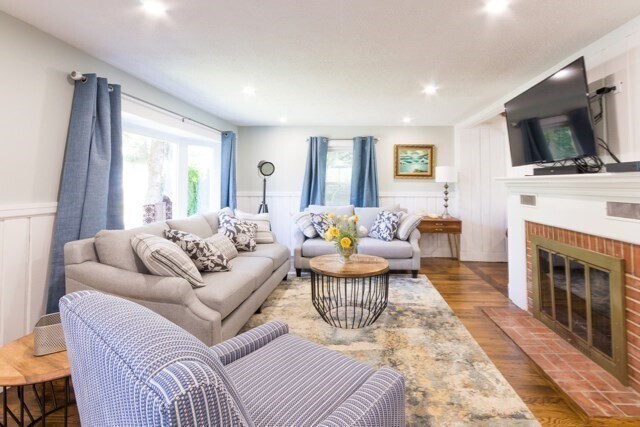 Foto del edificio - 43 Edgartown Rd