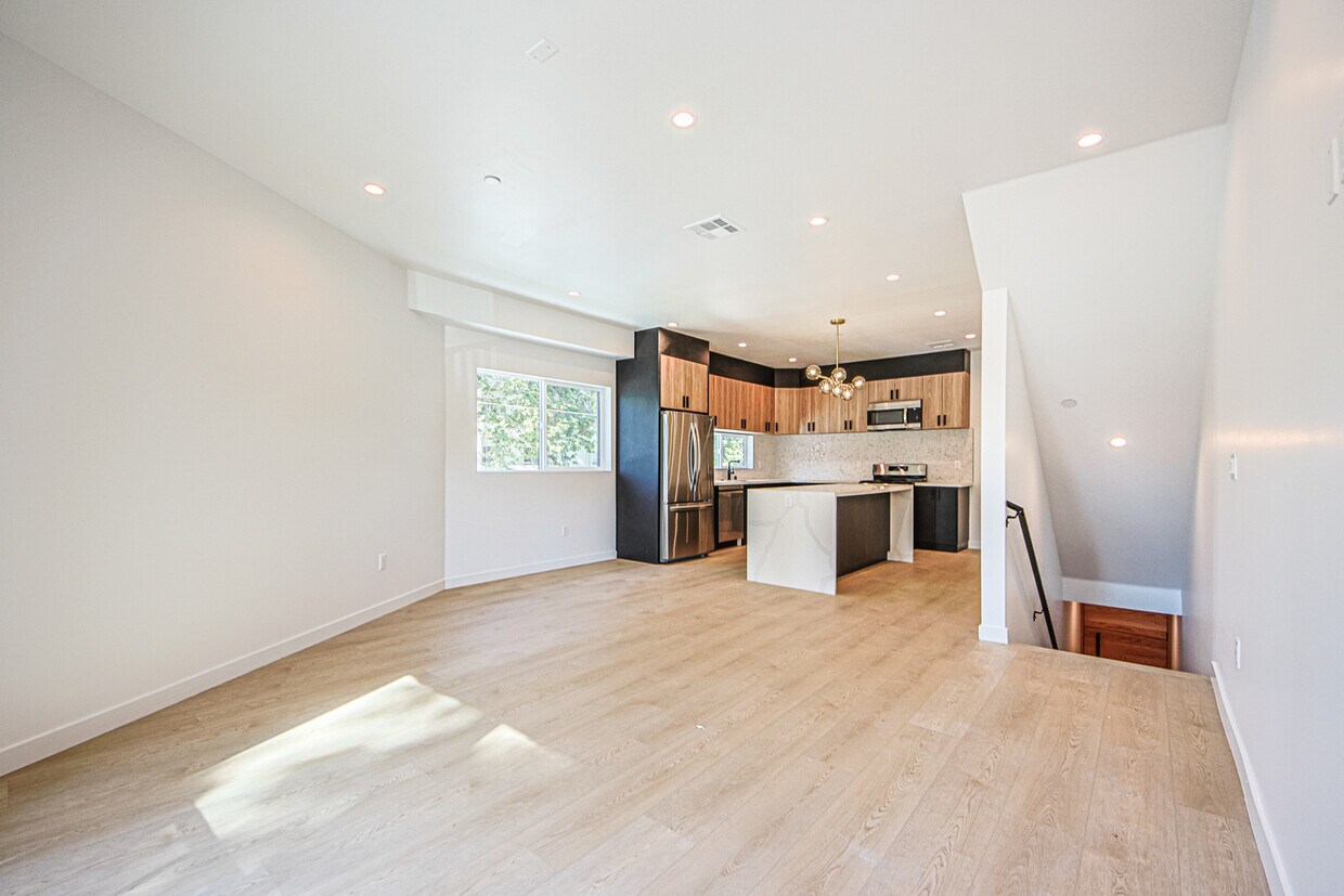 Foto principal - 13256 Kling St