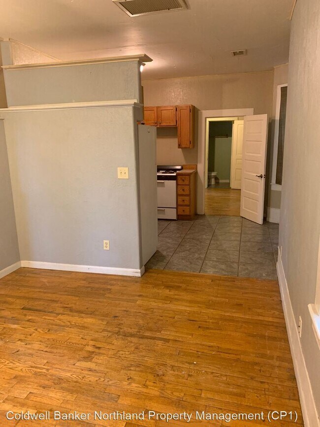 Building Photo - 2 br, 2 bath House - 127 S Slagel St