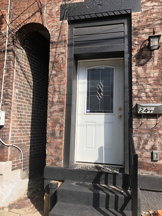 Foto del edificio - *****Gorgeous Lawrenceville 3-Bed / 1.5 Bath available FOR RENT   July 1st!!******