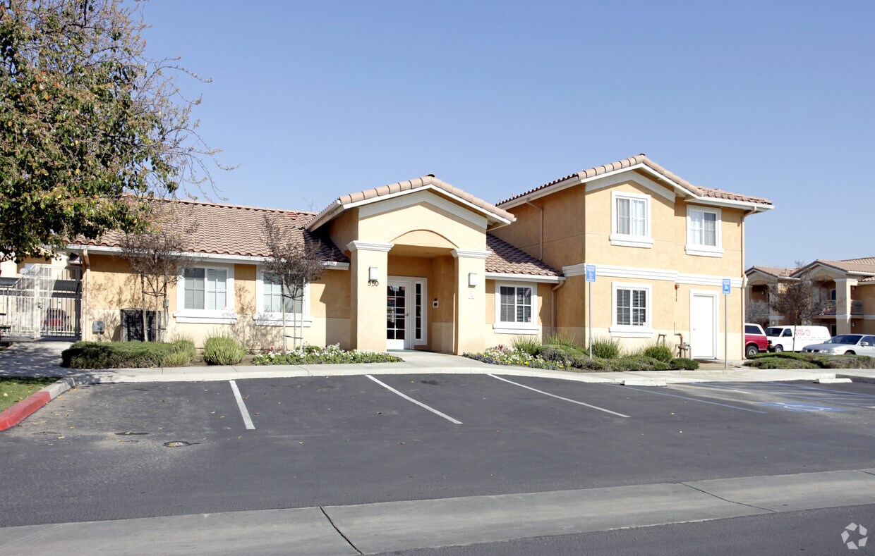 Park View Village Apartments Apartments in Porterville, CA