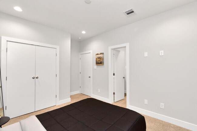 Foto del edificio - 6711 Allegheny St