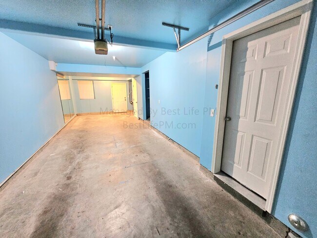 Foto del edificio - 13990 SW Scholls Ferry Rd