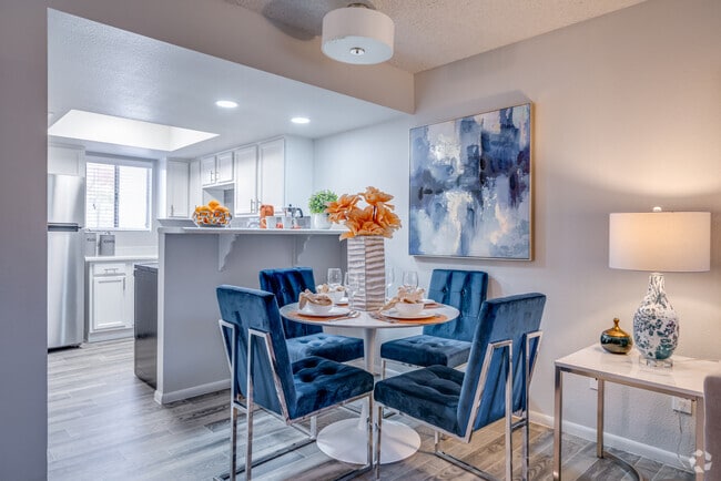 Interior Photo - Newport