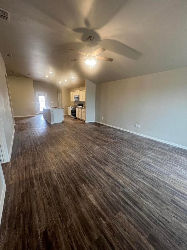 Building Photo - 2101 Kirksey Ave