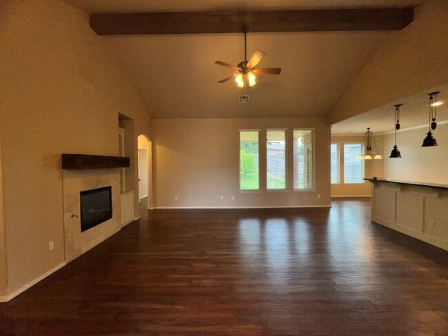 Building Photo - 3 Bed 2 Bath in Edmond!