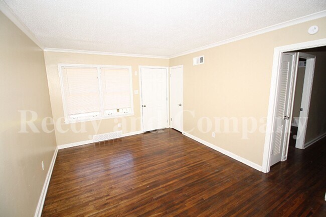 Building Photo - 3830 Denver St