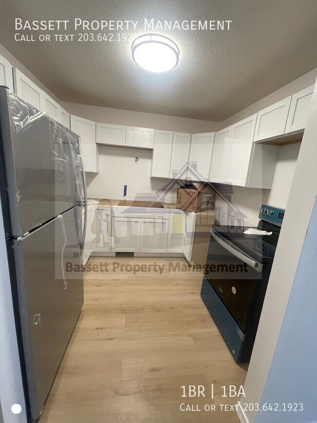Foto del edificio - 30 Stoneycrest Dr